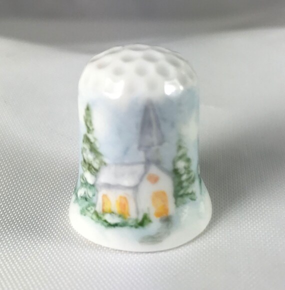 Winter Scene collectible Thimble hand painted porcelain Etsy