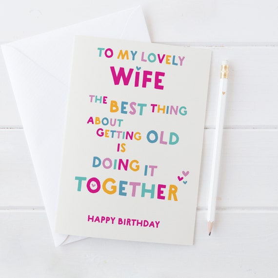 UK Greetings Geburtstagskarte Für Die Frau – Sentimentales Design Mit Goldfolie & Glitzer | Kartengröße 149x229 Mm, Inkl. Umschlag