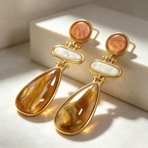 Brincos pendentes em formato de gota, cor âmbar, estilo vintage francês | Joias geométricas Maillard | Broche hipoalergênico | Presente elegante para ela
