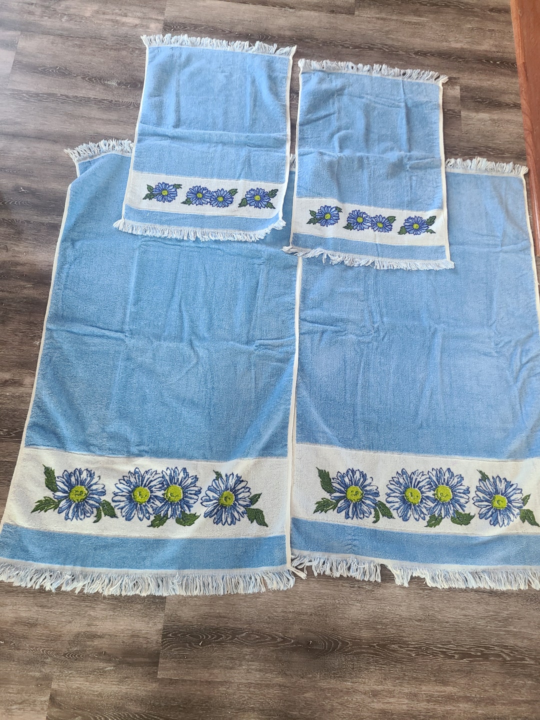 Vintage Boho Bathroom Mismatched Towel Set All USA Made Montgomery Ward ...