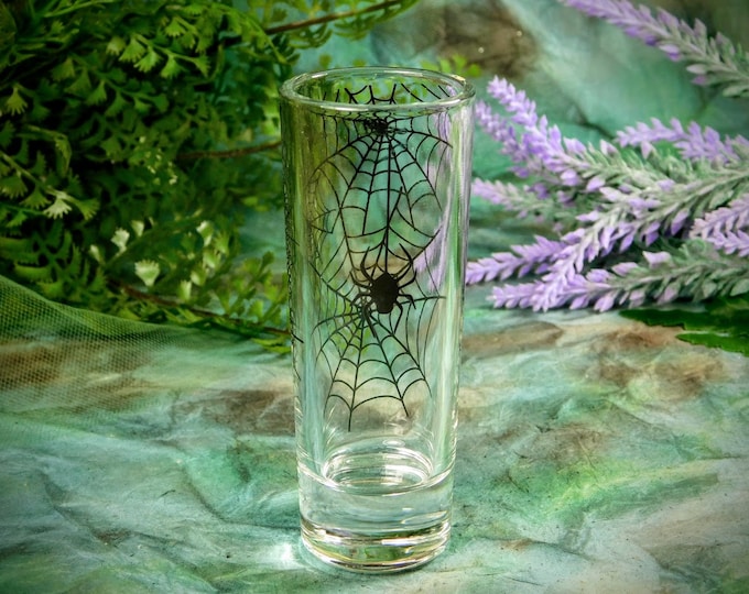 Spider Shot Glass, Small Clear Glass Shot Glass With Black Spider and Spider Web, Spooky Shot Glass With Spider Webs, Fun Witchy Shot Glass