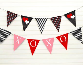 Printable Valentines Banner - Valentines Bunting - XOXO Banner - Valentines Pennant - Heart Banner - Valentines Party Decor - PRINTABLE -