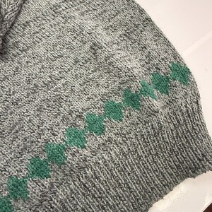 Pull en tricot gris vintage Brian MacNeil, motif à losanges des années 80 Grand-père Core Large image 11