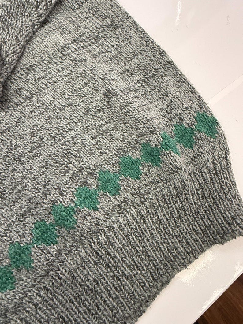 Pull en tricot gris vintage Brian MacNeil, motif à losanges des années 80 Grand-père Core Large image 11
