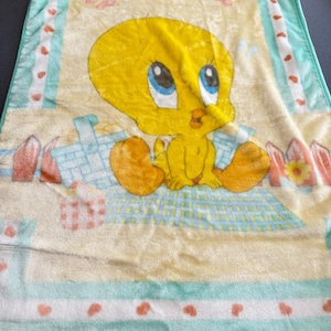 Vintage Tweety Bird Blanket - Etsy