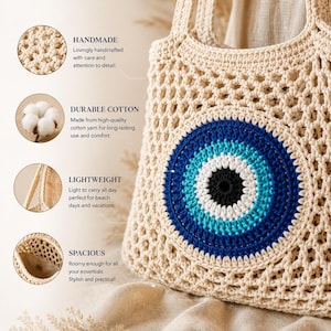 Peut inclure: Un sac fourre-tout en crochet de couleur crème arborant un grand motif circulaire en forme d'œil porte-bonheur au centre. Le motif se compose de cercles concentriques noirs, blancs, bleu clair et bleu foncé. Le sac présente un maillage ajouré.