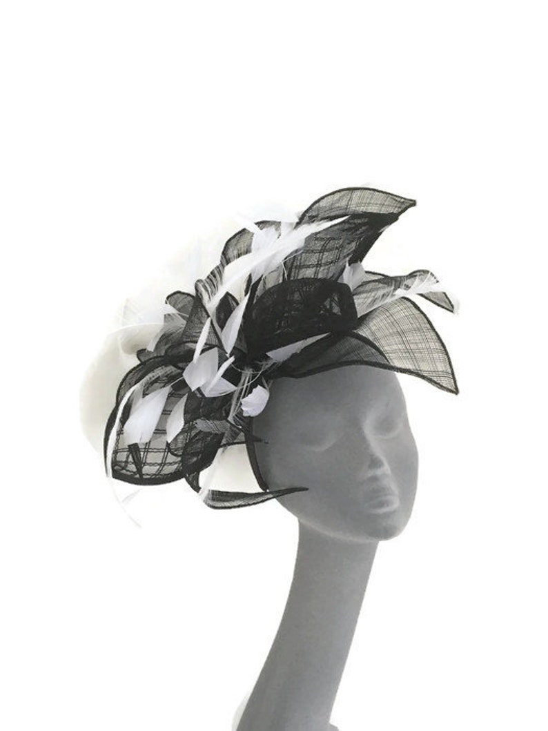 Black /& White Fascinator Hatinator Hat Headpiece for Weddings Mother of Bride Kentucky Derby Royal Ascot Ladies Day Races TILLY