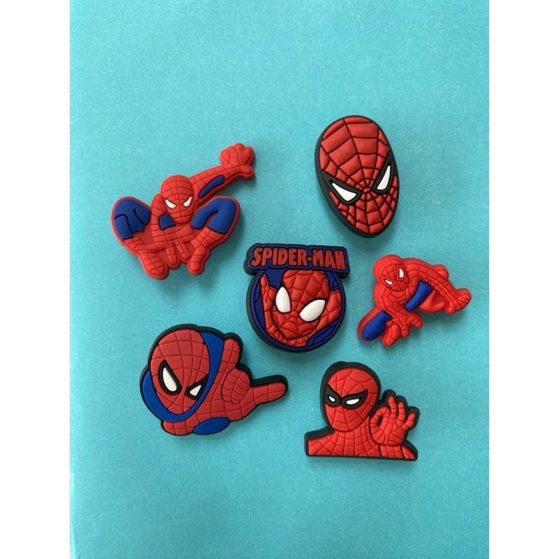 6 breloques Spider-man Spiderman Spidey pour sabots. Accessoires de sabots en PVC. Compatible avec les crocs image 2