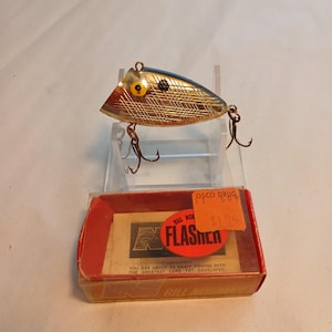 best lures for salt water canal fishing Saltwater Kit, Surf Fishing Sriper Lures Saltwater Minnow Baits Deep Diving Jerkbait Popper Plugs Set Striped Bass Offshore Ocean Tackle : Sports & Outdoors Rhino Rack Line Test:30# 5 Spring Bass Fishing