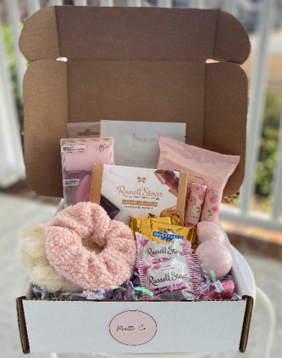 Pink Self Care Gift Box / Gifts for Women / Get Well Giftes / Pink Beauty  Kits / Care Kit / Beauty Box for Women 