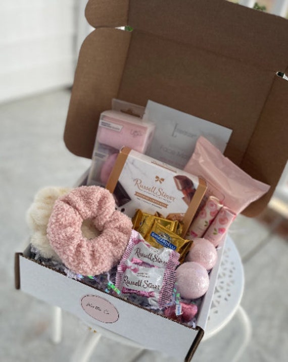  Gifts for Women Birthday Unique, Birthday Gifts for Her Mom  Sister Best Friend Happy Birthday Bath Set Gift -Best Birthday Gift Boxes  Who Has Everything : Beauty & Personal Care