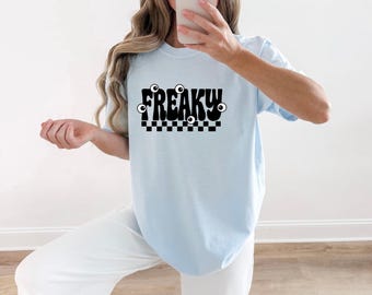 Creature Eyes Shirt Halloween Horror Gift Women Graphic Tee Eyeballs T-Shirt Spooky Fan Creepy Illustration Scary Graphic Vintage Plaid