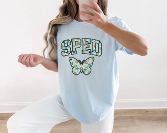 Sunflower Butterfly Shirt Teacher Thankfulness Gift Women Garden Tee Butterfly T-Shirt Educator Enthusiast Botanical Tshirt Grateful Graphic