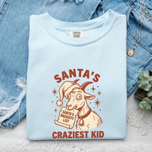 Goat Xmas Hat Shirt Christmas Critters Gift Women Sketch Tee Billy Goat T-Shirt Christmas Fan Ram Tshirt Animal Graphic Doodle Trouble List