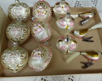 vtg box of 12 christmas mercury glass ornamentsmade in czech republic 9 ornaments 3 birds pink gold white - Mercury Glass Christmas Decorations vtg box of 12 christmas mercury glass ornamentsmade in czech republic 9 ornaments 3 birds pink gold white - Mercury Glass Christmas Decorations