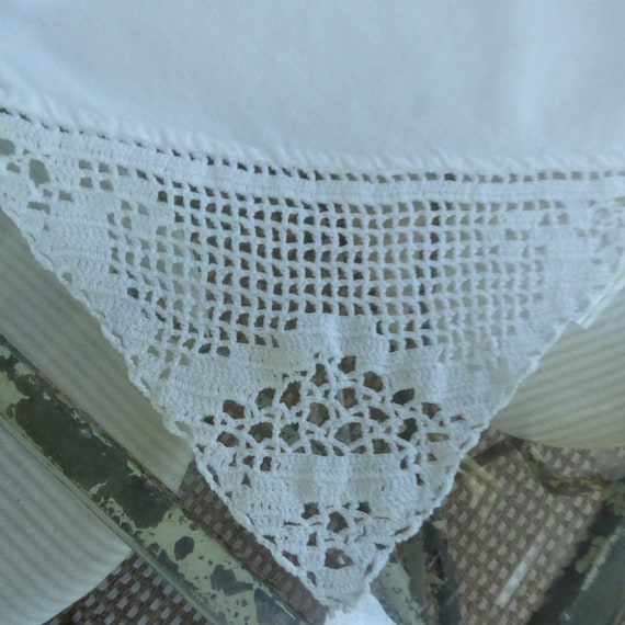 Vintage  White  Heavy Cotton Tablecloth w Crochet Inserts on Four Corners 2 are Deer  54L x 52W Cottage Country Farm House Rustic