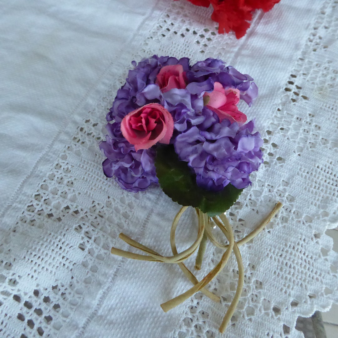 thumbnail image 2 of Vintage Millinery Flowers – 3 Pink Carnations (Lot Of 3) KC3 2 of 5