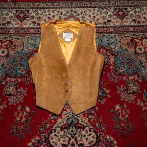 Vintage 1970-tals Sequence mockaväst dam medium, Retro brun väst, 70-tals western cowboy boho hippie festivalväst