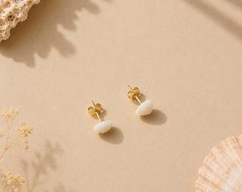 Pendientes de concha hechos a mano - Pendientes playeros estilo costero chapados en oro de 14 quilates