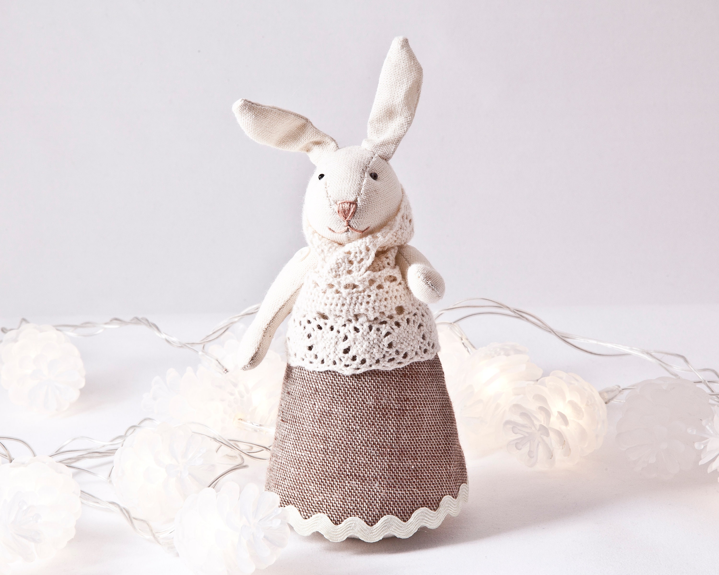 toy easter bunny