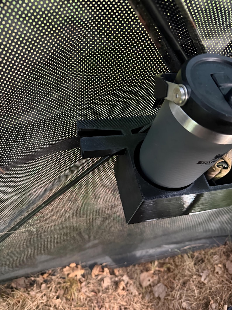 Porte-gobelet et poche pour équipement Hub Blind | Organisateur pour affût de chasse | Compatible avec téléphone, télémètre et pointes de flèches | Affût de sol pliable | USA image 7