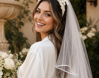Pearl Bride Headband with Veil, Rhinestone Bridal Crown, Bachelorette Party Accessory