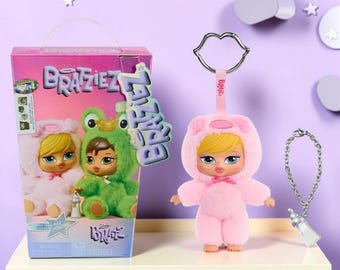 Authentic Bratz Bratziez Pink Pig Plush Keychain, Y2K Kawaii Fashion Doll Bag Charm, Collectible Plush Gift