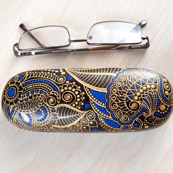 Hard Shell Eyeglass Case Holder For Reading Glasses Unisex Hand Painted Gift for Teacher Gift for Mother