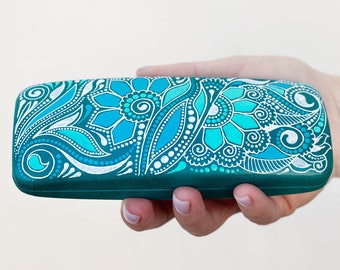 Turquoise Blue Glasses Holder, Hard Shell Glasses Case, Travel Gift for Mom, Gift for grandma Eyeglass Holder