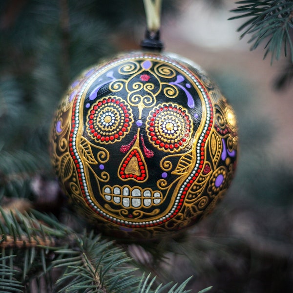 Ornement de crâne de sucre Calavera, décor d’arbre de vacances Dia de los Muertos, cadeau de Noël unique, ornement de boule de Noël