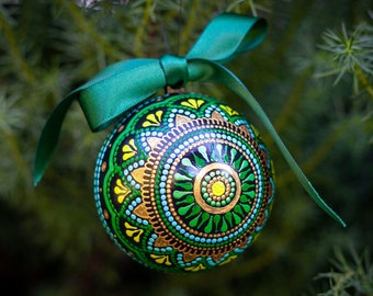 Green Christmas Hand Painted Ornament, Xmas Gifts, Christmas Tree Bauble, Gifts for Holidays, Gift for Mom