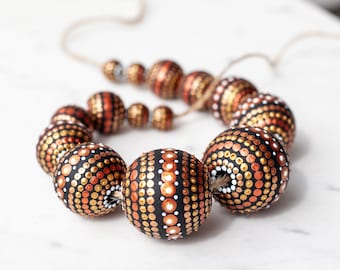 Gold wooden beads set, Fall jewelry designs, Hand painted round beads for jewelry making - 14 pcs.