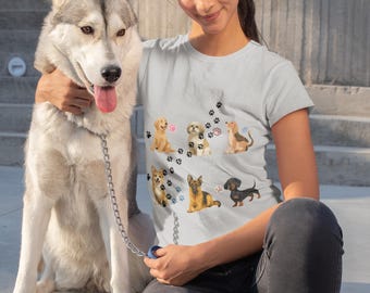 Camiseta unisex de tela suave con estampado de amigos y huellas de patas de Fur-ever Friends.