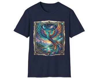 Camiseta unisex Softstyle con estampado del majestuoso Fénix Cósmico Celestial.