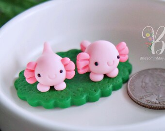Baby Axolotl clay miniature, collectible gift for axolotl lover, Terrarium decoration, Miniature garden decor, Cute little gift for friend