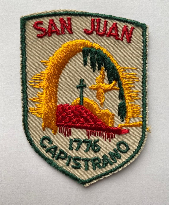 San Juan Capistrano 1776 Vintage Travel Embroider… - image 1