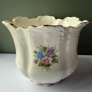 Maceta vintage de porcelana fina color ámbar – Staffordshire, Inglaterra – Floral