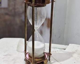 Antique Style 30-Min Hourglass Sand Glass with Double-Ended Sundial compass top