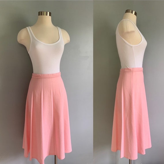 1970's Vintage "Pretty Pleated"' Pink Collegion of