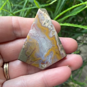 Kentucky agate preform - yellow, olive green, blue, white, pink and quartz