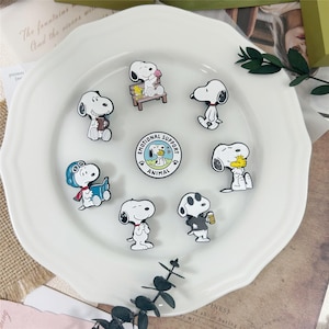Niedlicher Cartoon-Hund-Anstecker aus Emaille, Kawaii-Welpen-Anstecknadel, Geschenk für Tierliebhaber, handgefertigter Haustier-Anstecker, Rucksack-, Jacken- und Hutaccessoires für Hundeliebhaber
