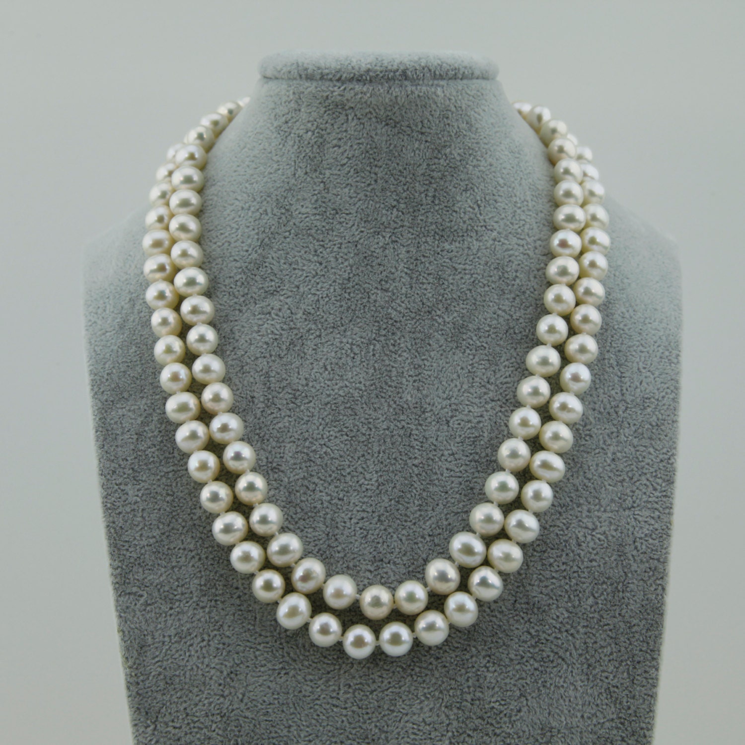 Natural White Pearl Necklace 17-18 Inch 2 Rows 7-8mm 8-9mm Round Strand Beauty