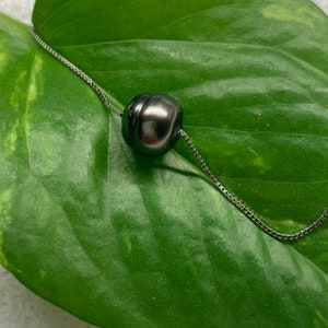 Baroque Circle Tahitian Cultured Pearl pendant necklace with 925 silver chain, Floating Tahitian Pearl Pendant Necklace 18 Inches