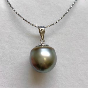 18K White Gold 12.3 mm Gray Tone Tear Drop/Circle/Baroque Cultured Tahitian Pearl Pendant, Pendant Only, 042625-11