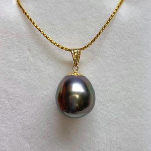 18K Yellow Gold 13.3 mm Green Tone Tear Drop/Circle/Baroque Cultured Tahitian Pearl Pendant, Pendant Only, 061925-5