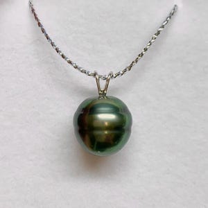14K White Gold 11.7 mm Green Tone Tear Drop/Circle/Baroque Cultured Tahitian Pearl Pendant, Pendant Only,  042625-14