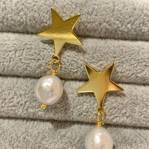 Gold plated star earrings with 10-11mm White Edison baroque Freshwater Cultured Pearls, Dangle earring