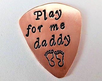 New Dad guitar pick, Daddy Guitar Pick Play for me a song Father Gift Grandpa plectrum Father's Day Birthday Christmas gift, footprints him