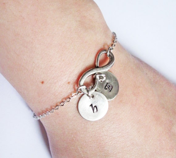 Personalized Infinity Bracelet with Initials, Infinity Mother Bracelet, Infinity Initial Bracelet, Monogram, Mom Bracelet, Infinity Jewelry