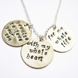 Personalisierte Hand gestempelte Halskette, Handgestempelter Schmuck, Ich verspreche, Ihren Sohn mit Meinem ganzen Herzen für mein ganzes Leben Schwiegermutter Geschenk zu lieben